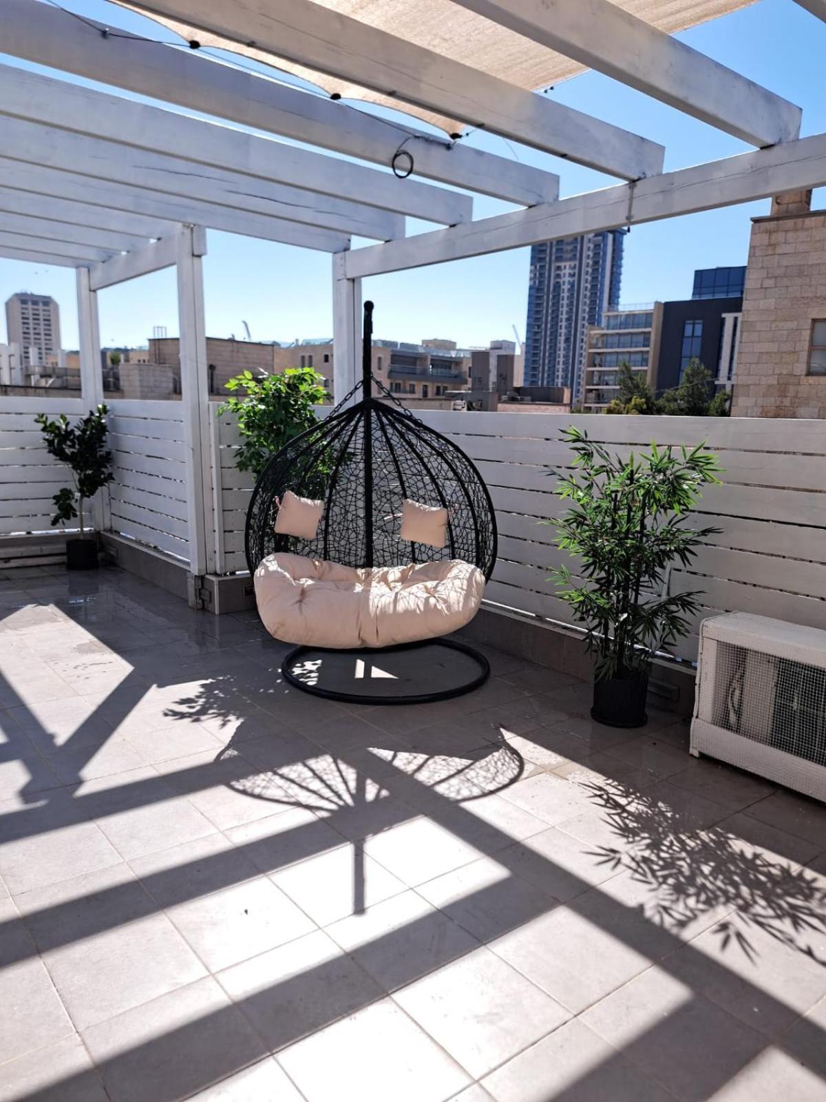 Authentic One Bedroom Apartment In City Center Jerusalén Exterior foto